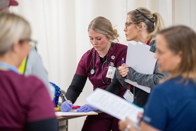 Gadsden State Health Sciences Division holds pinning ceremony